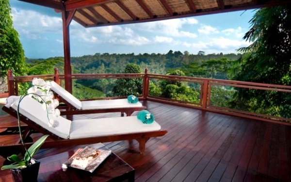 Balcony Lounger ideas - make cozy recreation area Balcony Lounger ideas - make cozy recreation area