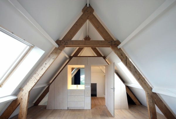 Thatched cottage - the freshly renovated house north of Maxwan