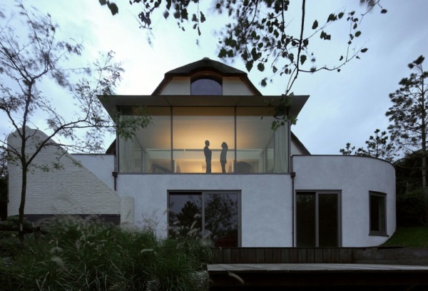 Thatched cottage - the freshly renovated house north of Maxwan