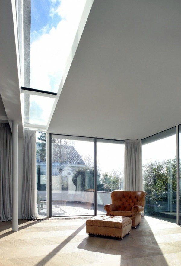 Thatched cottage - the freshly renovated house north of Maxwan