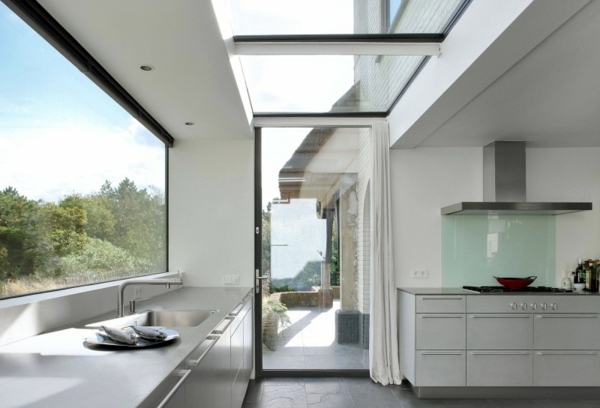 Thatched cottage - the freshly renovated house north of Maxwan