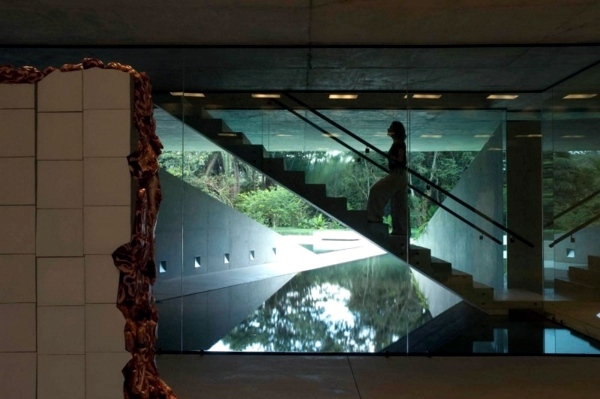 City Gallery Design in Brazil by Tacoa Arquitetos