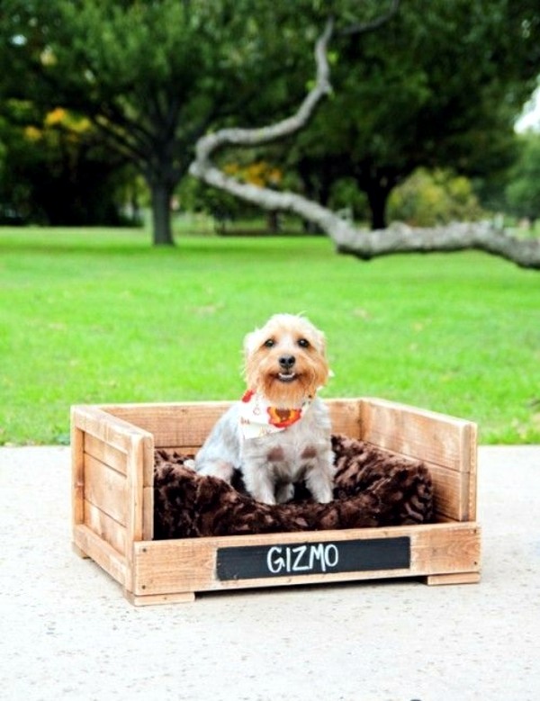 Europaletten - Make great dog beds from Euro pallets themselves - dog beds made of wood