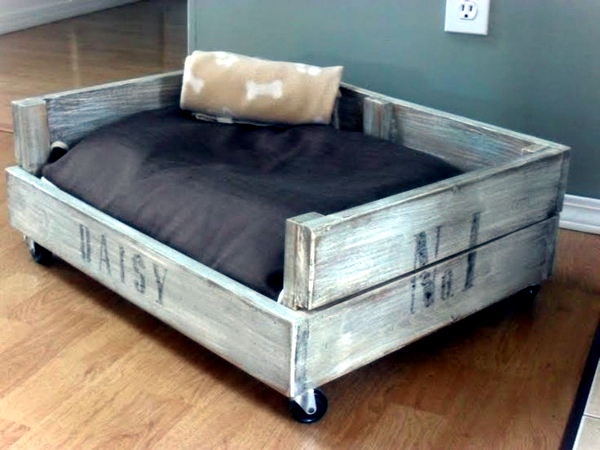 dog bed made from pallets