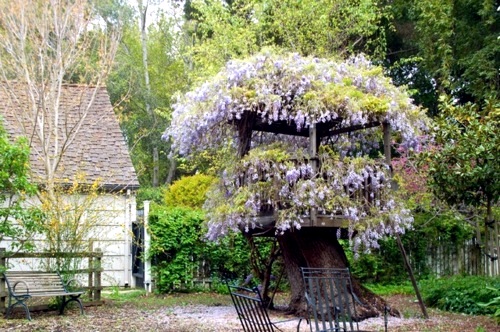 Children's playhouses in the backyard - 12 gorgeous castles for your little ones