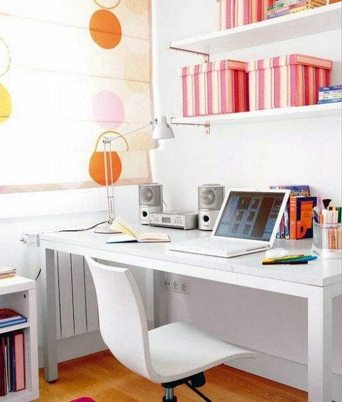 Clever workplace design with more storage space Clever workplace design with more storage space