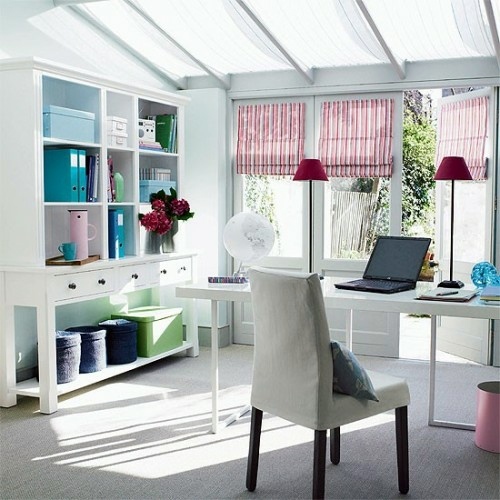 Clever workplace design with more storage space Clever workplace design with more storage space