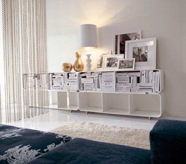 Golden accents: Modern interior with golden luster