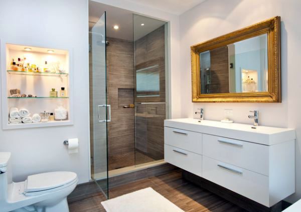 Golden accents: Modern interior with golden luster