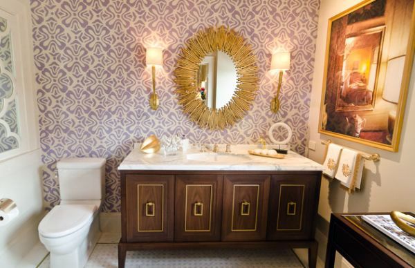 Golden accents: Modern interior with golden luster