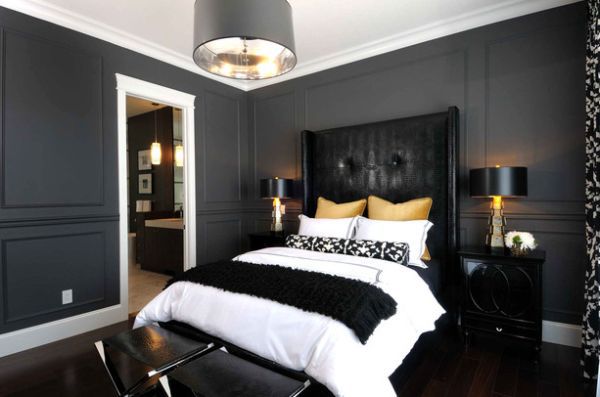 Golden accents: Modern interior with golden luster