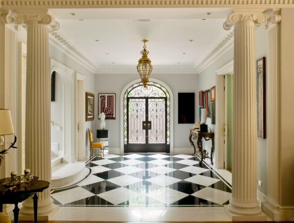 Golden accents: Modern interior with golden luster