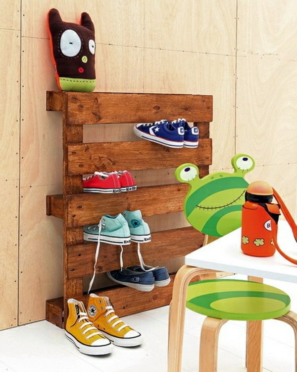 How can you build a shoe rack itself? - DIY furniture are all the rage