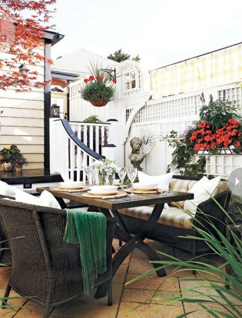 Cool inspiring living space in the garden make - 11 useful, fresh ideas