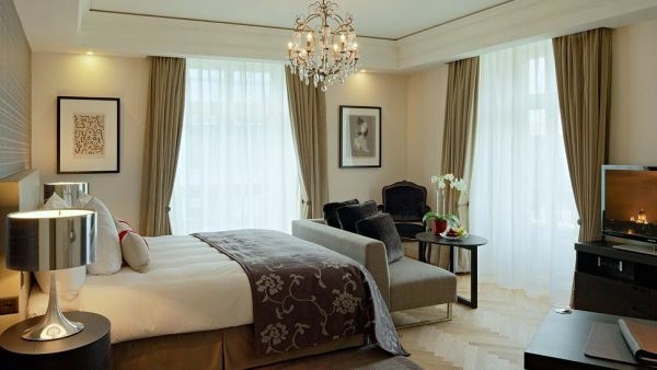 The world's best luxury hotel room - a touch of heaven The world's best luxury hotel room - a touch of heaven