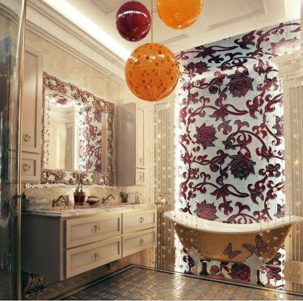 Freestanding bathtubs in Victorian style