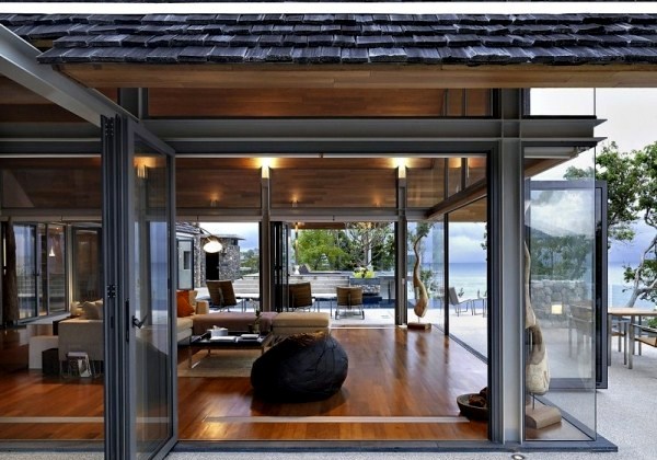Luxury Vacation Villa on the sea in Phuket Luxury Vacation Villa on the sea in Phuket