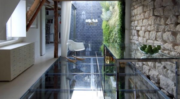 Renovated duplex apartment in the heart of Paris - original residence Renovated duplex apartment in the heart of Paris - original residence