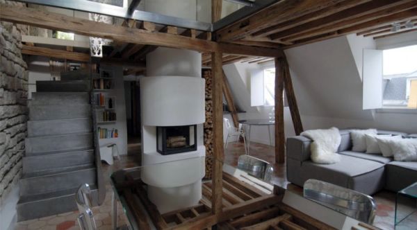 Renovated duplex apartment in the heart of Paris - original residence