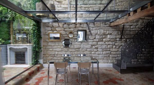 Renovated duplex apartment in the heart of Paris - original residence