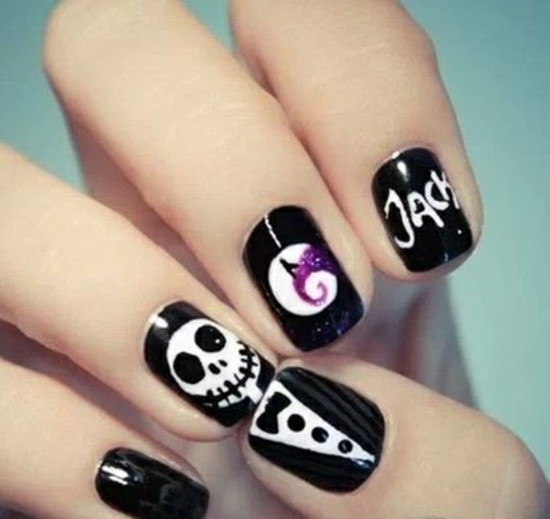 Nail Polish Ideas for Halloween - 40 inspiring nail design pictures Nail Polish Ideas for Halloween - 40 inspiring nail design pictures