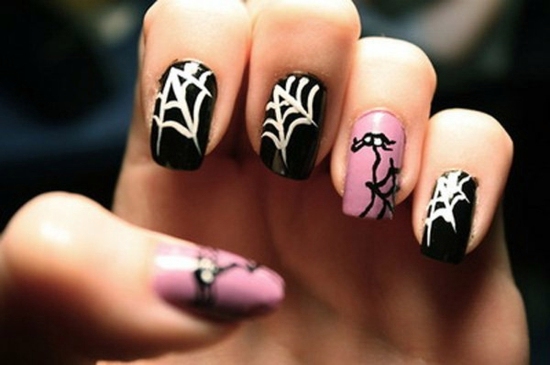 Nail Polish Ideas for Halloween - 40 inspiring nail design pictures Nail Polish Ideas for Halloween - 40 inspiring nail design pictures