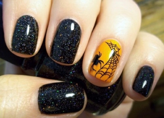 Nail Polish Ideas for Halloween - 40 inspiring nail design pictures Nail Polish Ideas for Halloween - 40 inspiring nail design pictures