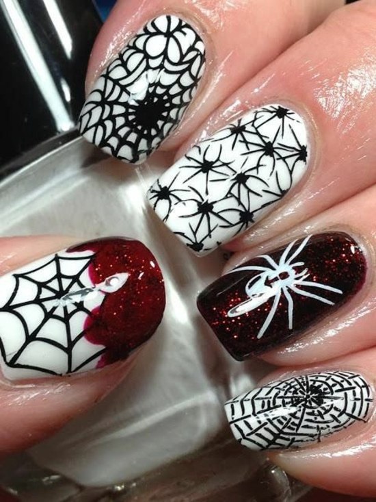 Nail Polish Ideas for Halloween - 40 inspiring nail design pictures Nail Polish Ideas for Halloween - 40 inspiring nail design pictures