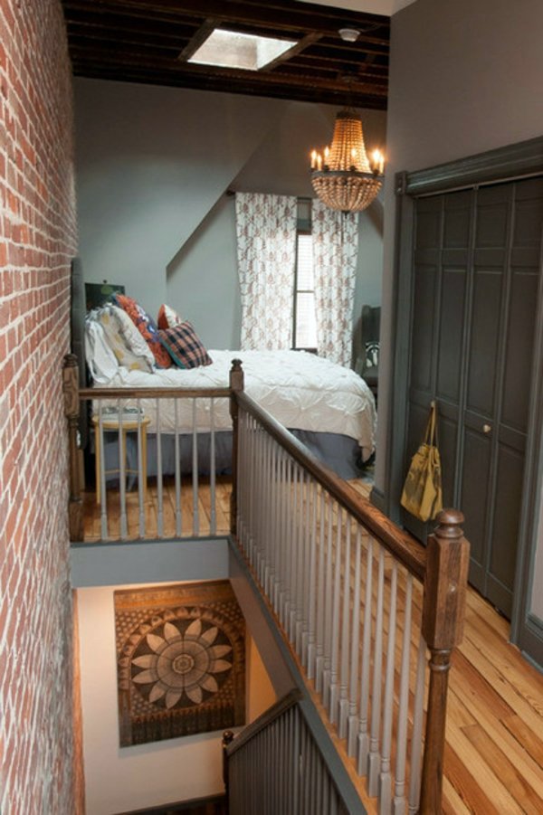 Plethora of colors and textures to an eclectic house in Pittsburgh Plethora of colors and textures to an eclectic house in Pittsburgh