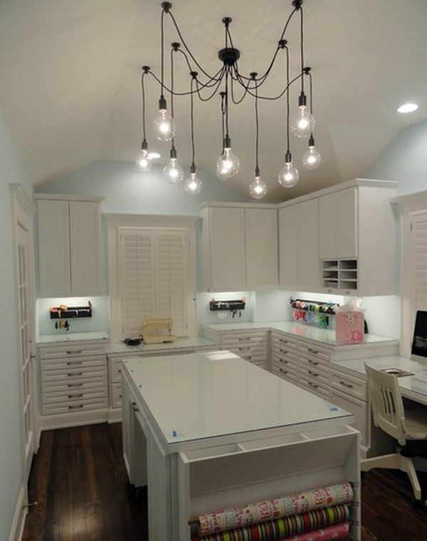 Pendant lights with a simple design to conquer the market