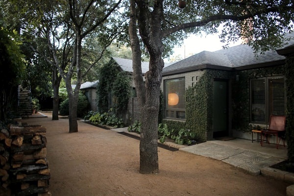 Garten und Landschaftsbau - Provide your garden with shade and purity