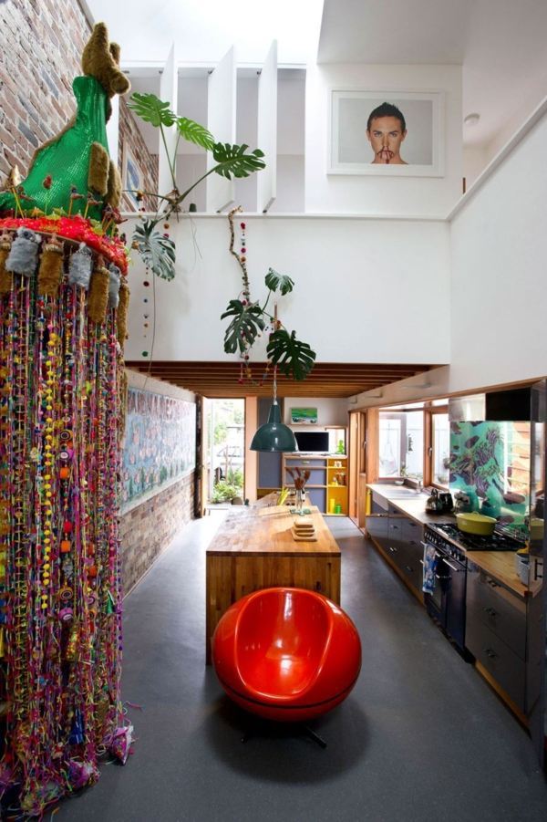 An eclectic house in Sydney shows colorful and playful interior