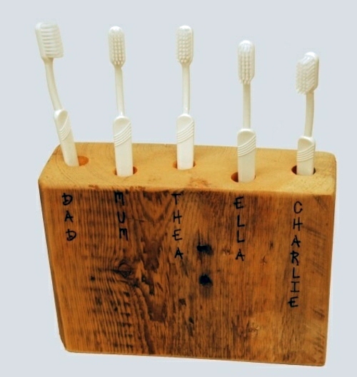 15 DIY toothbrush holder ideas