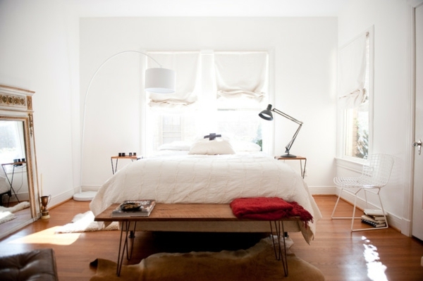 Elegant furniture with hairpin legs - for true vintage lovers