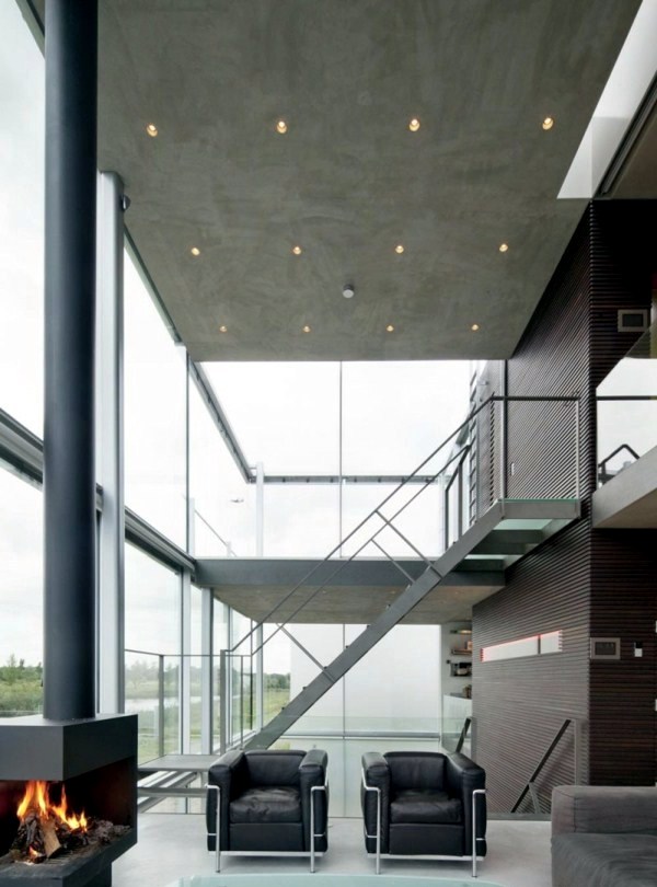 Modern house on the water with an industrial look Modern house on the water with an industrial look