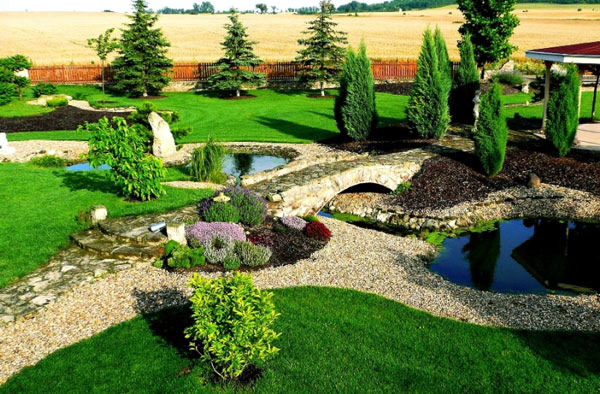 Landscaping ideas with furniture