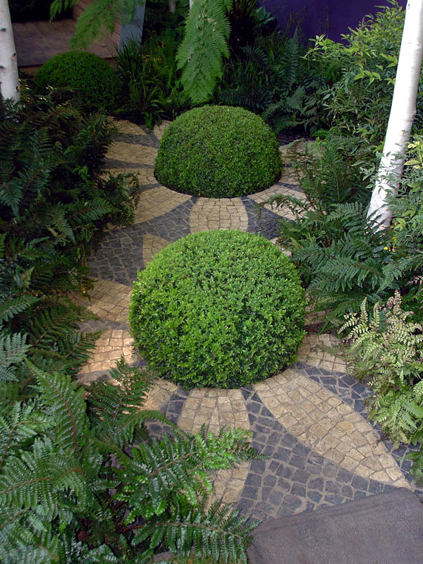 Landscaping ideas with furniture