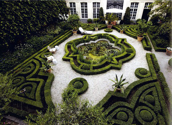 Landscaping ideas with furniture