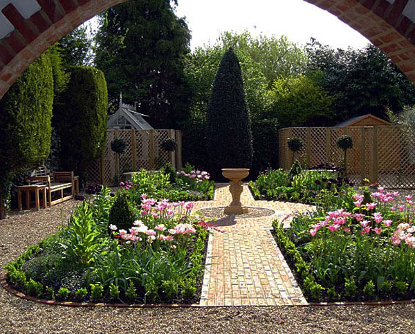 Landscaping ideas with furniture