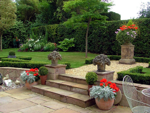 Landscaping ideas with furniture