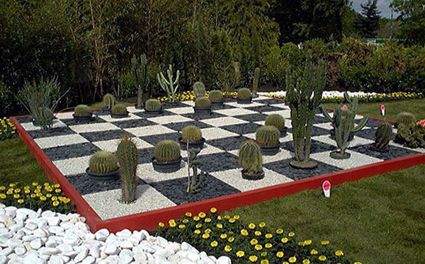 Landscaping ideas with furniture