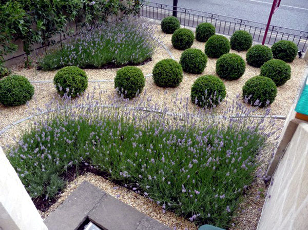 Landscaping ideas with furniture