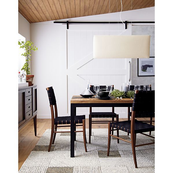 At the table: how to choose his dining room table