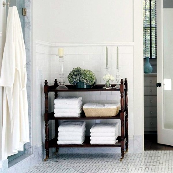 Practical suggestions to organize your bathroom