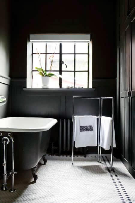 Traditional Black and White Bathroom Ideas Traditional Black and White Bathroom Ideas