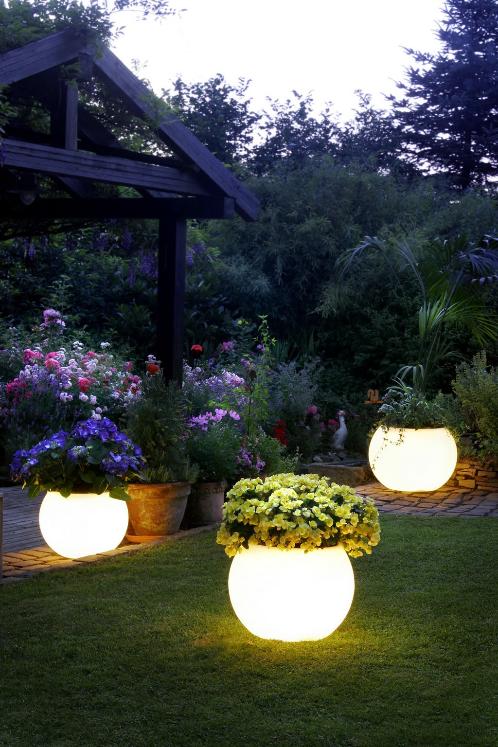 Tips For Garden Lighting Ideas for light games | Avso