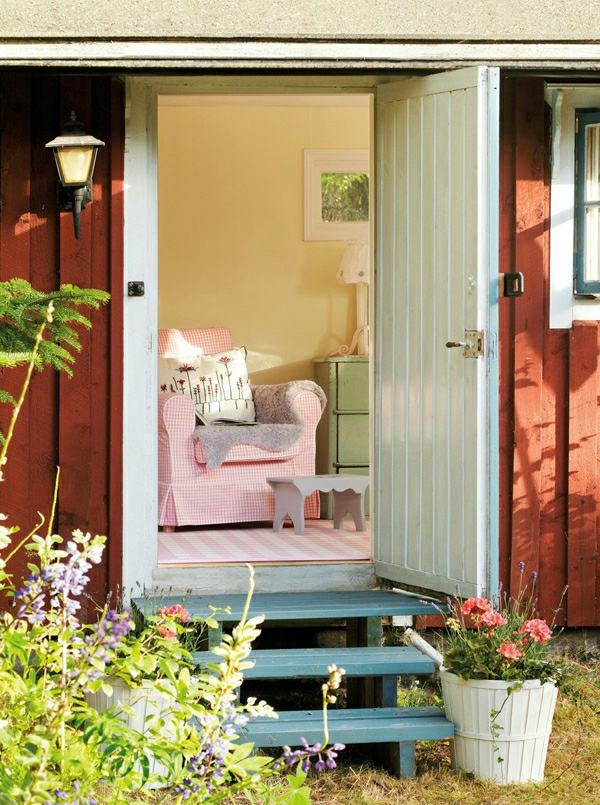 Swedish summer house with fabulous interior to feel good