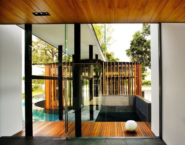 Contemporary house in Singapore - Screen House by the architect K2LD