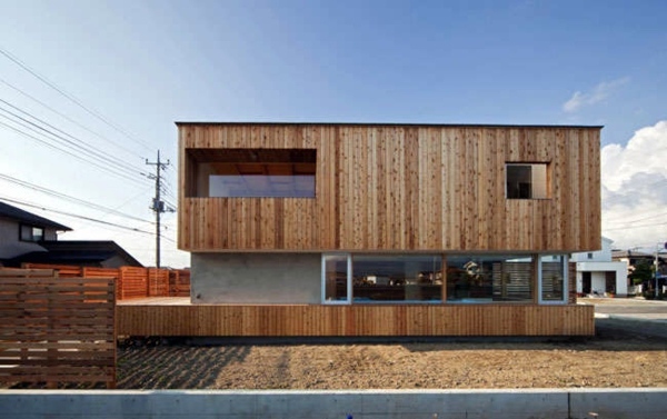 Modern Wooden House Design Ideas - WoodsInfo