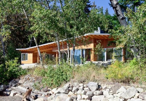 Wooden bungalow prefab house - 50 highly modern wood and log homes
